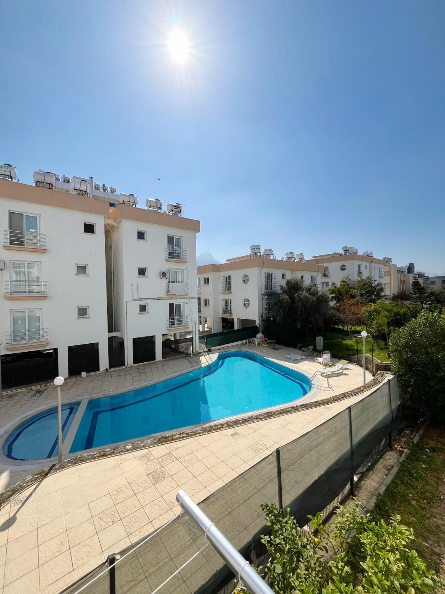 Weekend Apartments 2Br Les Amb Kyrenia  Exterior foto